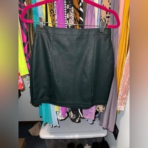 NWOT Abercrombie & Fitch Dark Green Vegan Leather Skirt Size S